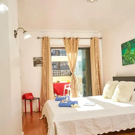 Apartment Visconde For 4 Persons. *